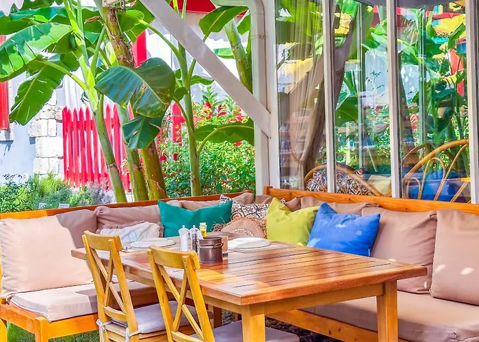 Wellness Garden Ξενοδοχείο *